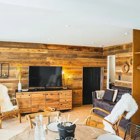 Renovated Near Super-besse Slopes Super Besse