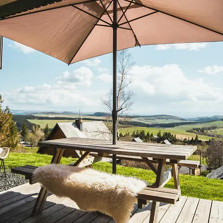 Renovated Near Super-besse Slopes *